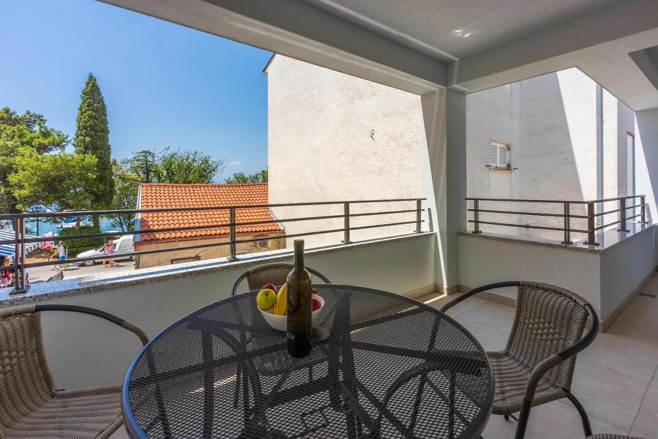 Luxury Apartments Lovorka 1 & 2**** contacts